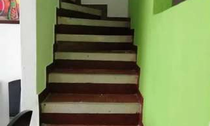 Casa Con Dos Apartem...