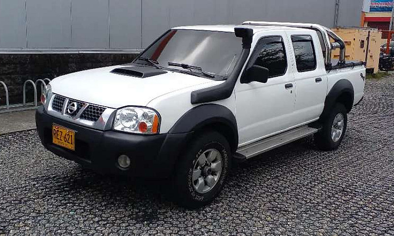 Vendo Nissan Frontie...