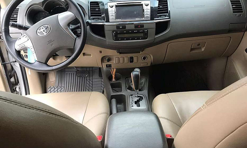 Toyota Fortuner Turb...