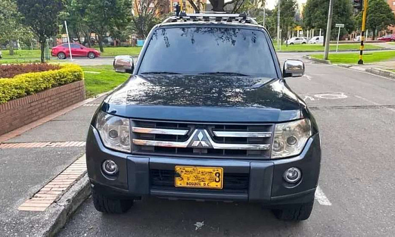 Montero Mitsubishi...