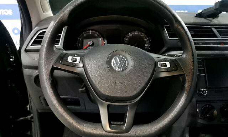 Volkswagen Gol Sedan...