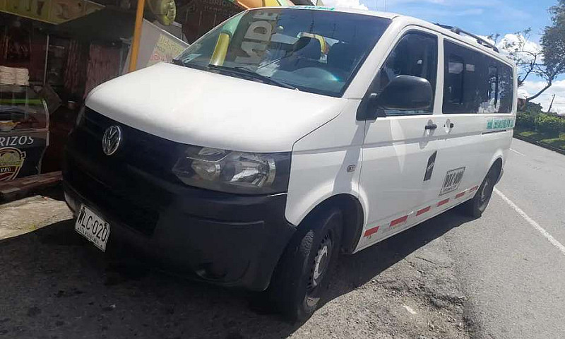 Volkswagen T5 Trasor...