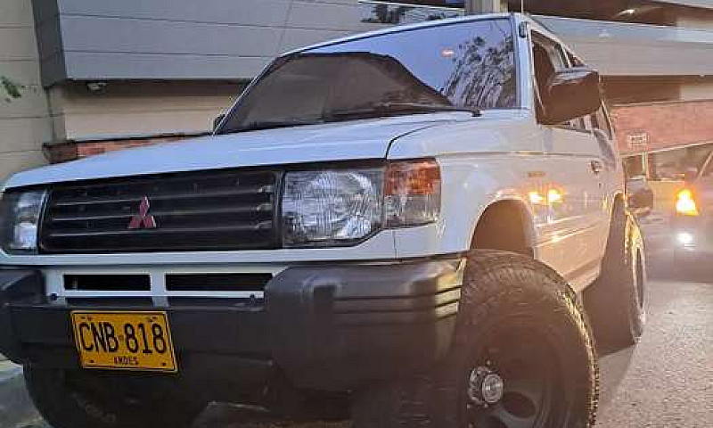 Montero  Cc2400...