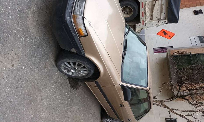Carro En Muy Buen Es...