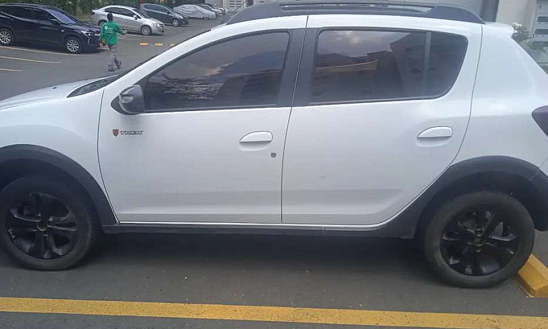 Vendo Sandero Stepwa...