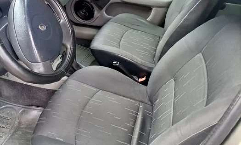 Renault Clio...