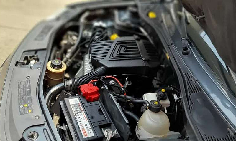 Vendo Renault Logan...
