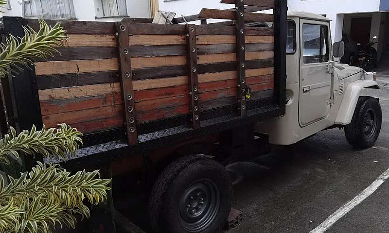 Toyota Original Esta...