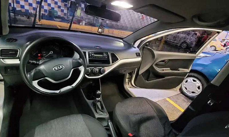 Kia Picanto Ion 2015...