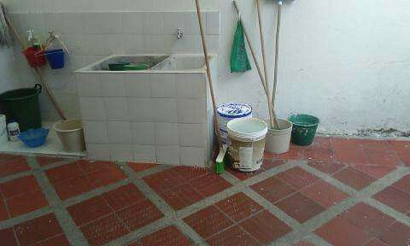 Casalote 10Mts. X 28...
