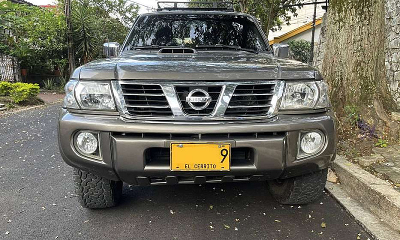 Nissan Patrol 3.0 Tu...