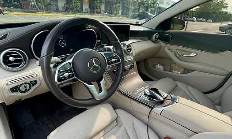 Mercedes Benz C200 E...