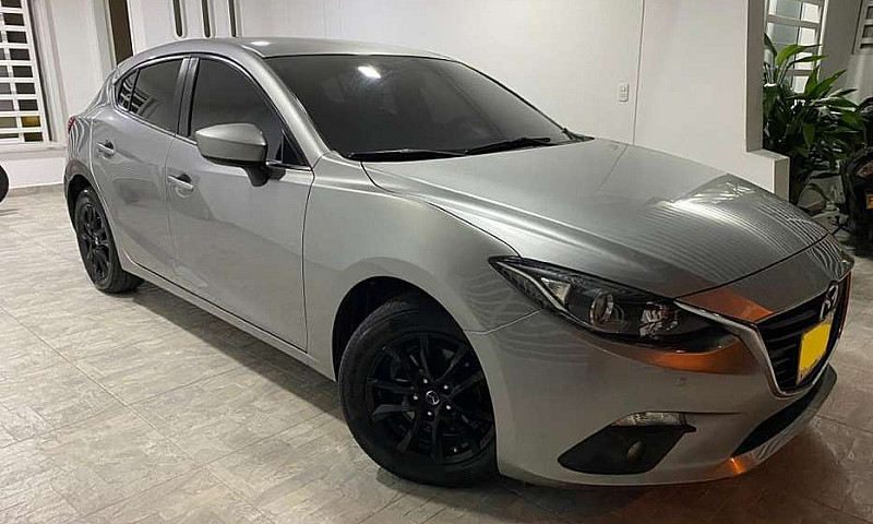 Mazda 3 Touring Auto...