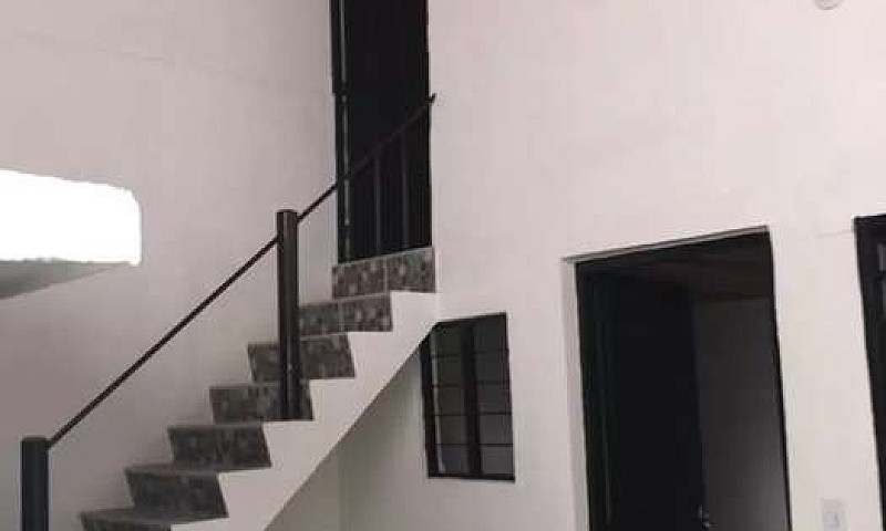 Arriendo Casa Con Lo...