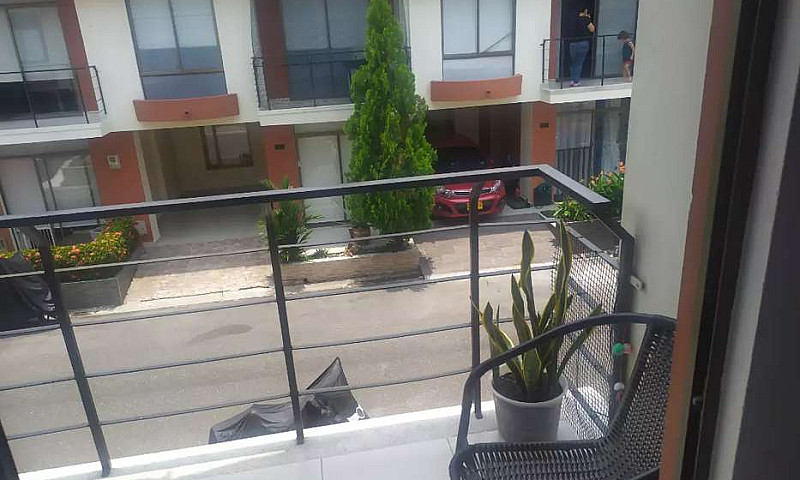 Hermosa Casa Familia...