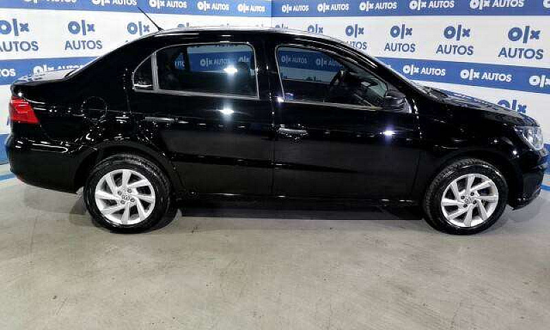 Volkswagen Gol Sedan...