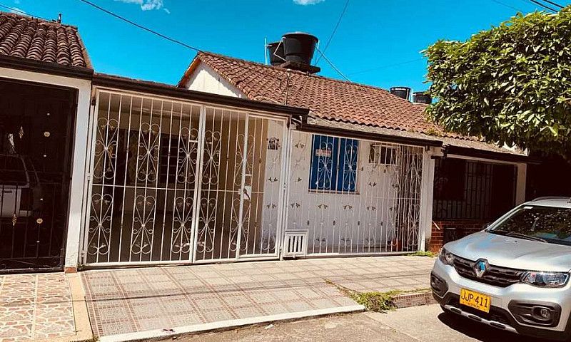 Hermosa Casa En Parq...