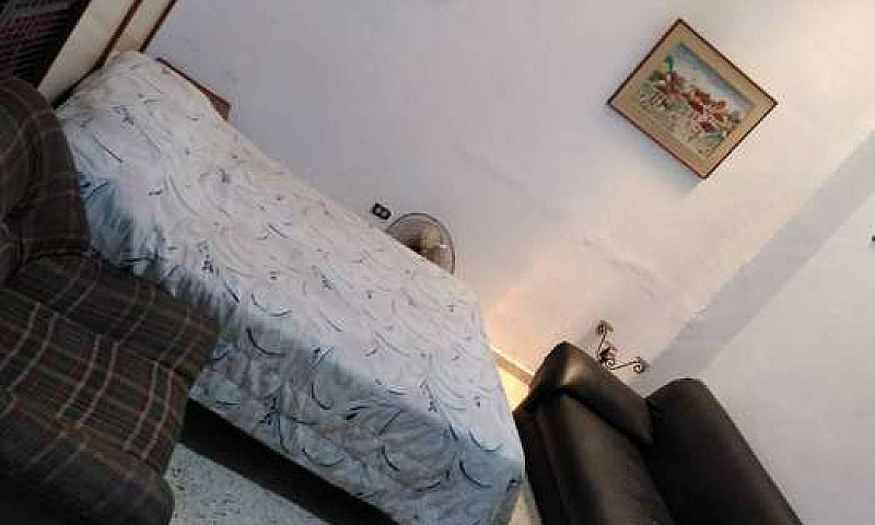 Apartaestudios Amobl...