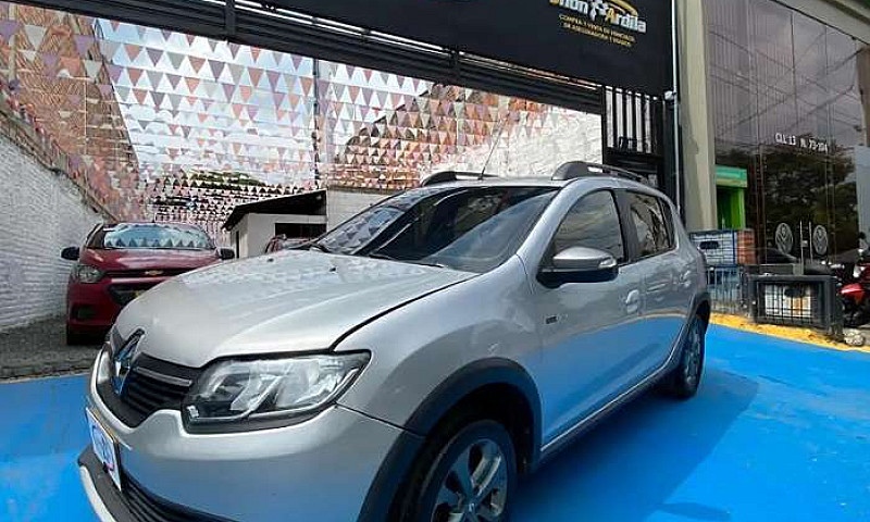 Renault Sandero Step...