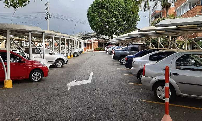 Vendo Apartamento 10...