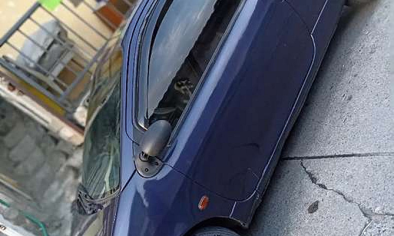 Twingo Hermoso En Mu...