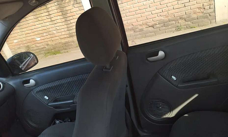 Vendo Ford Fiesta Su...