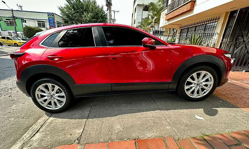 Vendo Mazda Cx30 202...