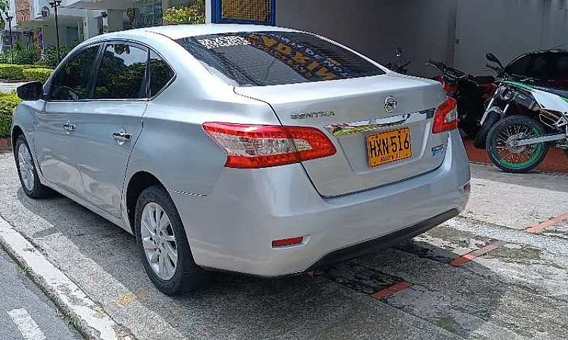 Nissan Sentra 2015...