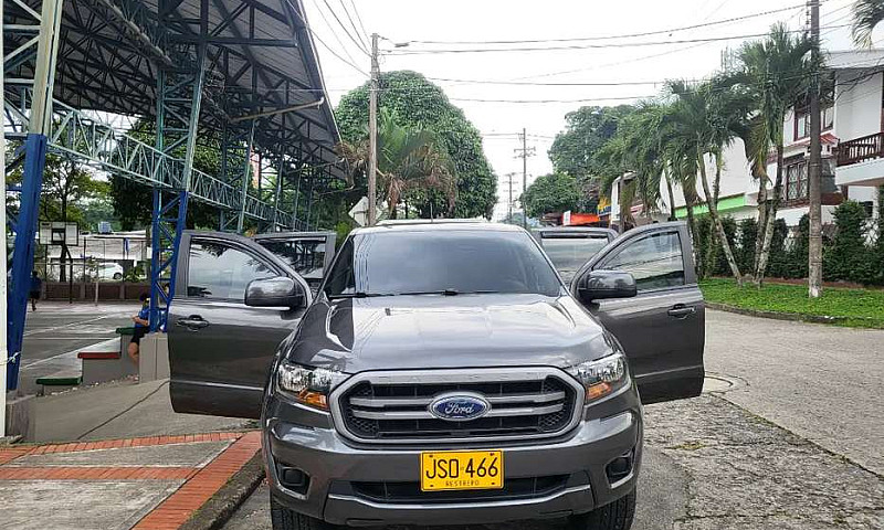 Hermosa Ford Ranger ...