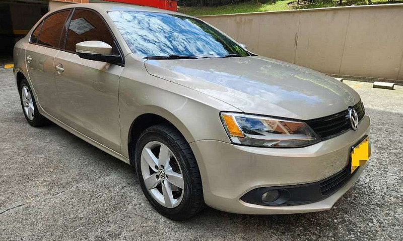 Volkswagen Jetta Tre...