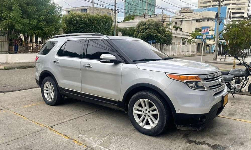 Ford Explorer 3.5 Li...