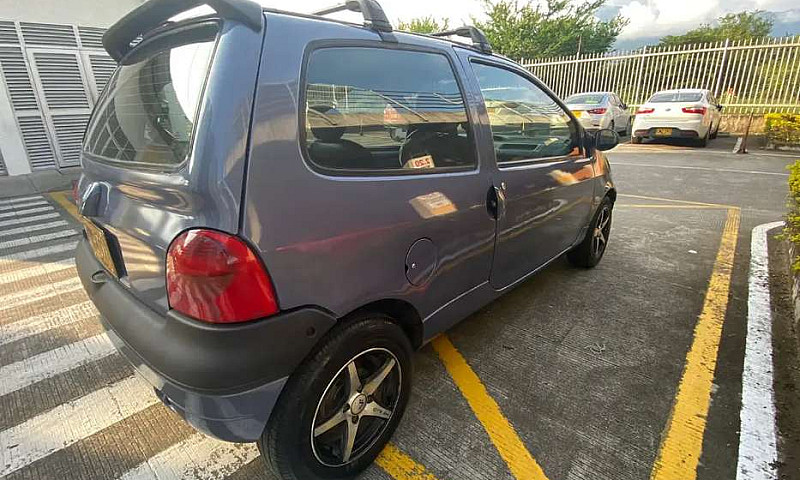 Vendo Renault Twingo...