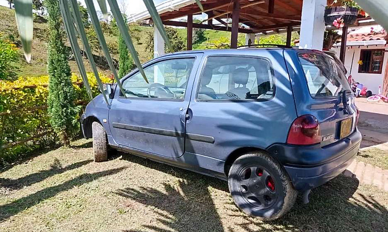 Vendo Twingo...