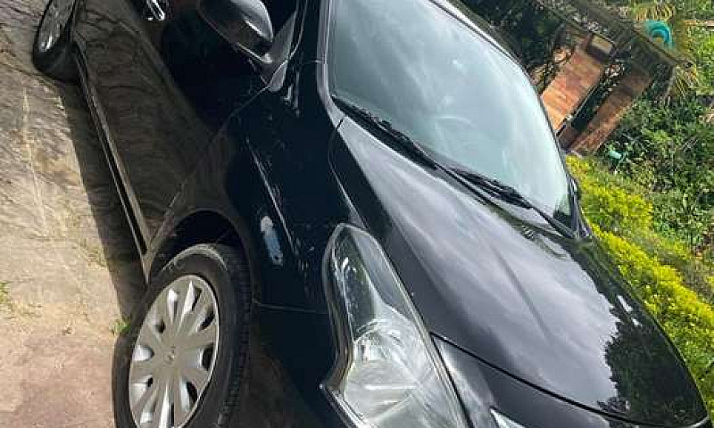 Nissan Versa 2015 Du...