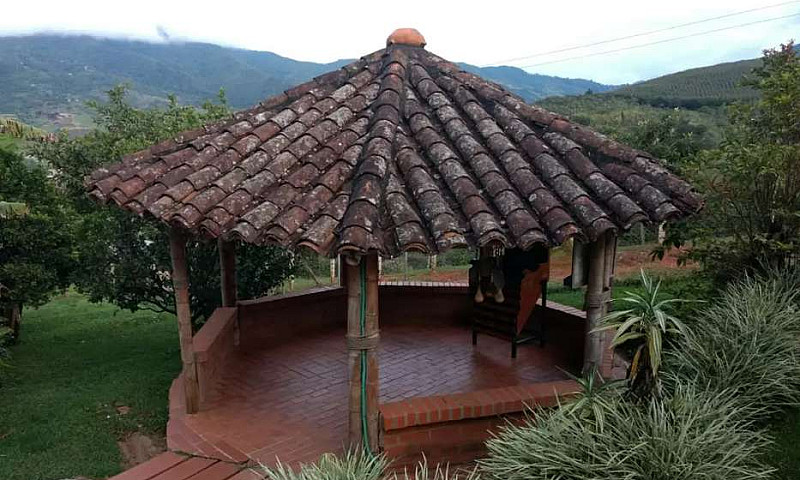 Se Alquila Finca Ran...