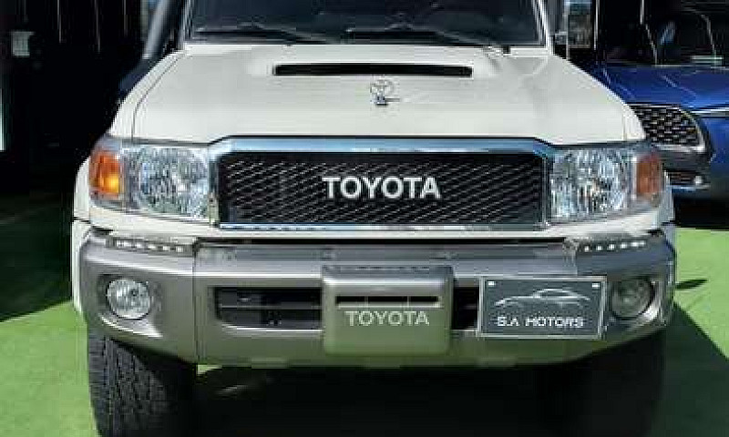 Toyota Land Cruiser ...