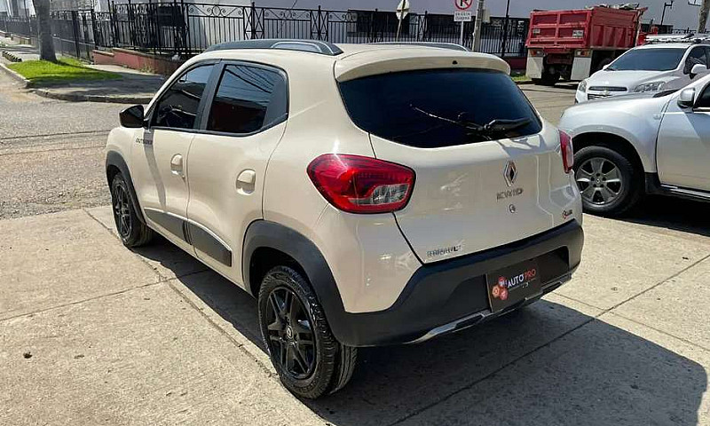 Rebaja Kwid Outsider...