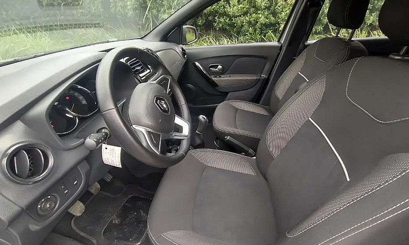 Renault Sandero Zen...