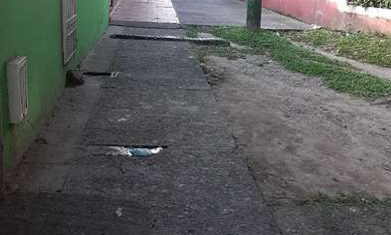 Se Vende Casa, Tres ...