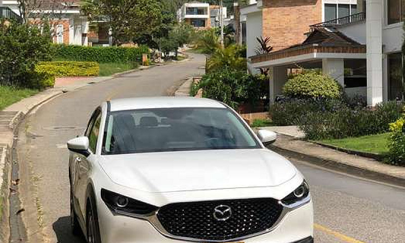 Vendo/Permuto Mazda ...