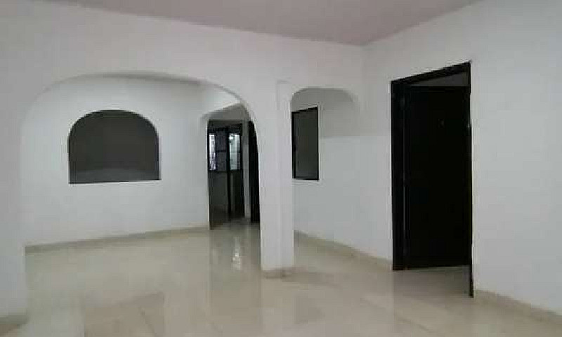 Se Vende Casa...
