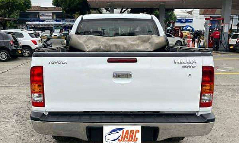 Toyota Hilux 3.0 Aut...