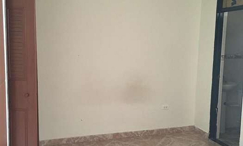 Primer Piso En Arrie...