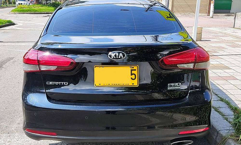 Kia Cerato Pro 2Da G...
