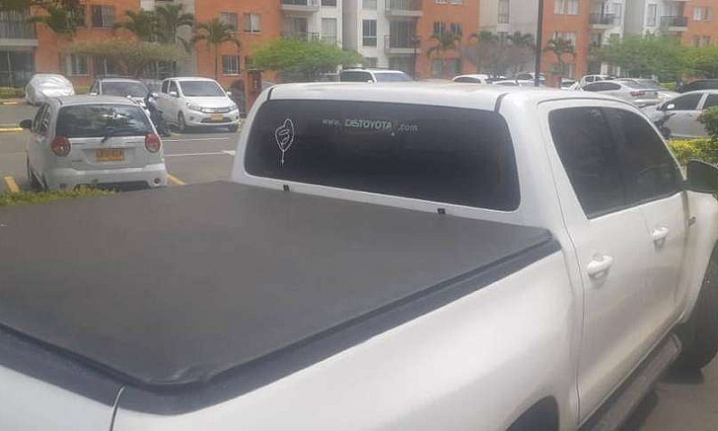 Toyota Hilux...