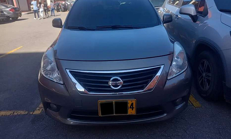 Nissan Versa Full Eq...