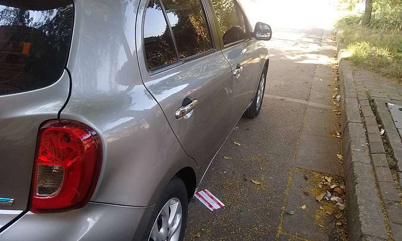 Nissan March Advance...