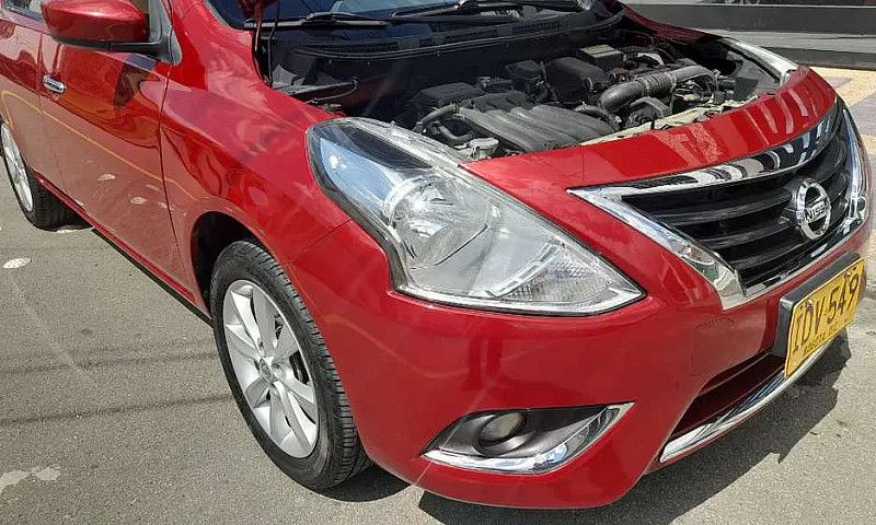 Nissan Versa Advance...