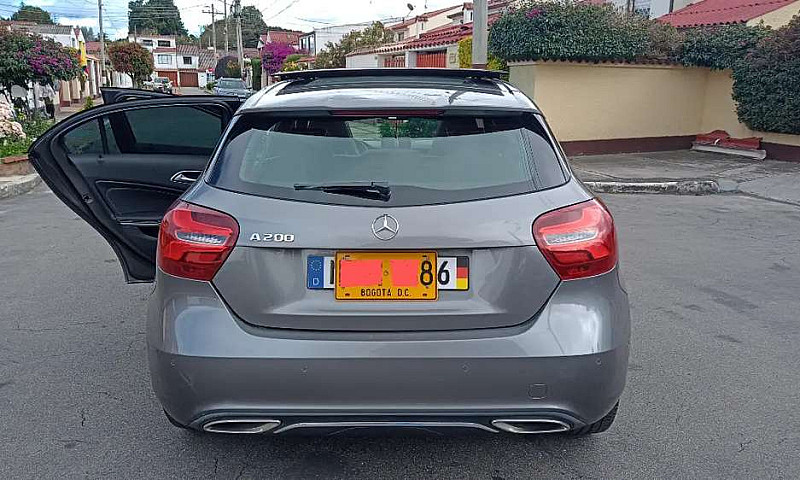 Mercedes Benz A200 1...