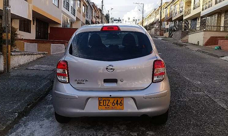 Nissan March 2018 Ún...